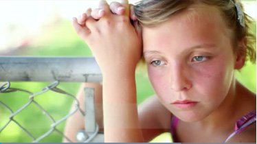 3 Everyday Situations That Seem Like No Big Deal But Can Be Traumatic for Kids