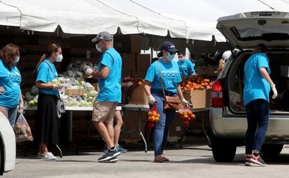 Internship connects college students, grads with community